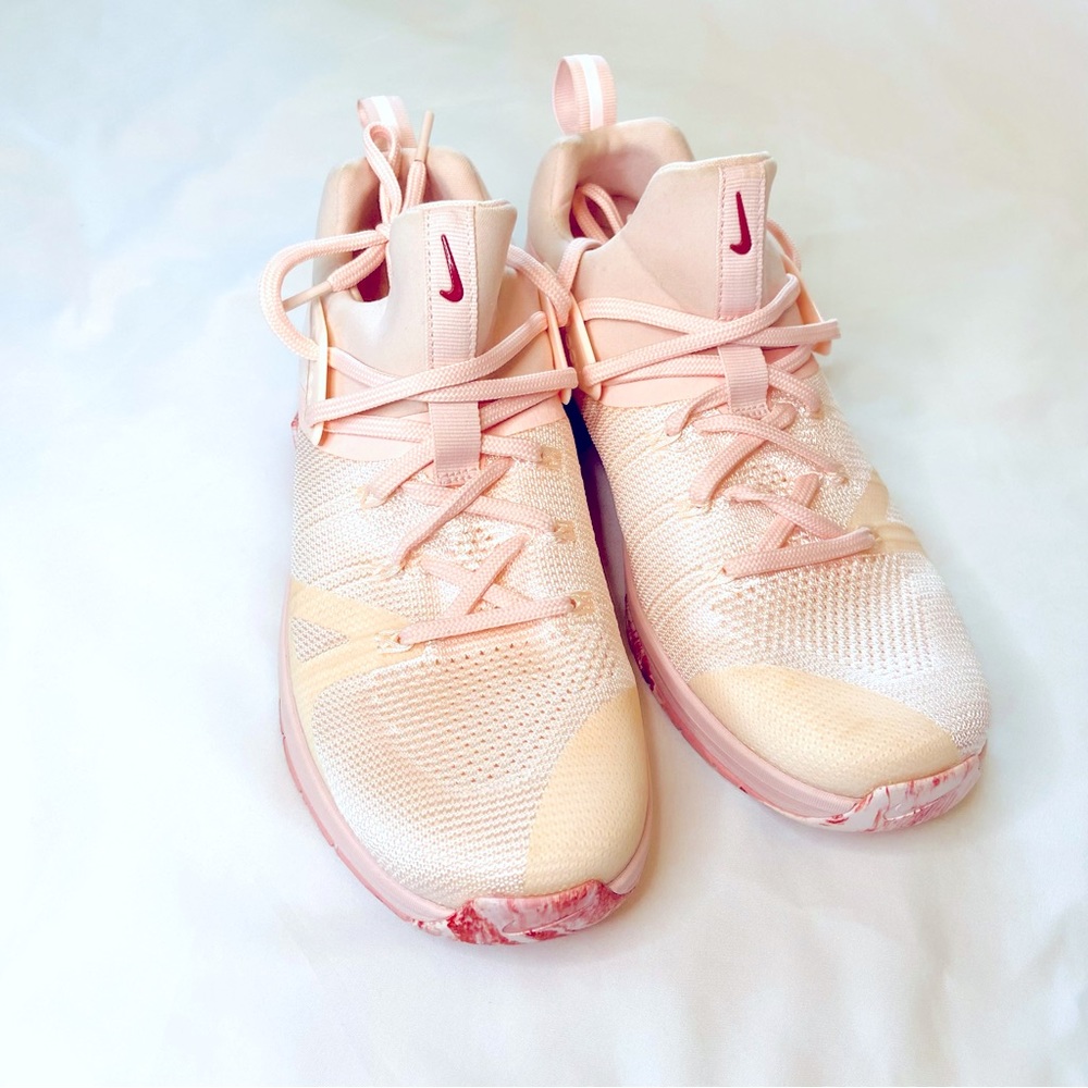 Nike Metcon Flyknit 3 athletic shoe Echo Pink baby coquette Barbie cottage ath